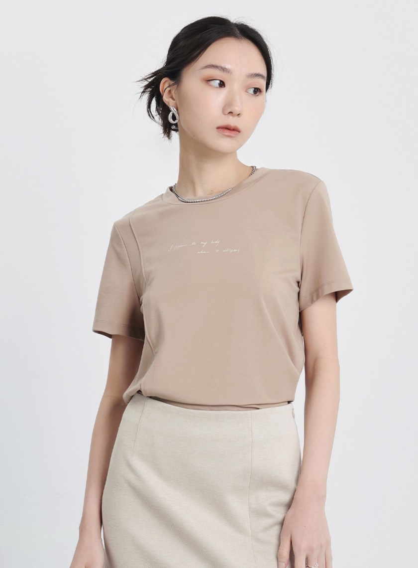 剪接開衩舒適標語短袖上衣